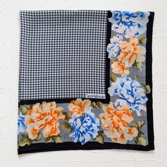 Gianni Versace silk scarf Scarves Wraps